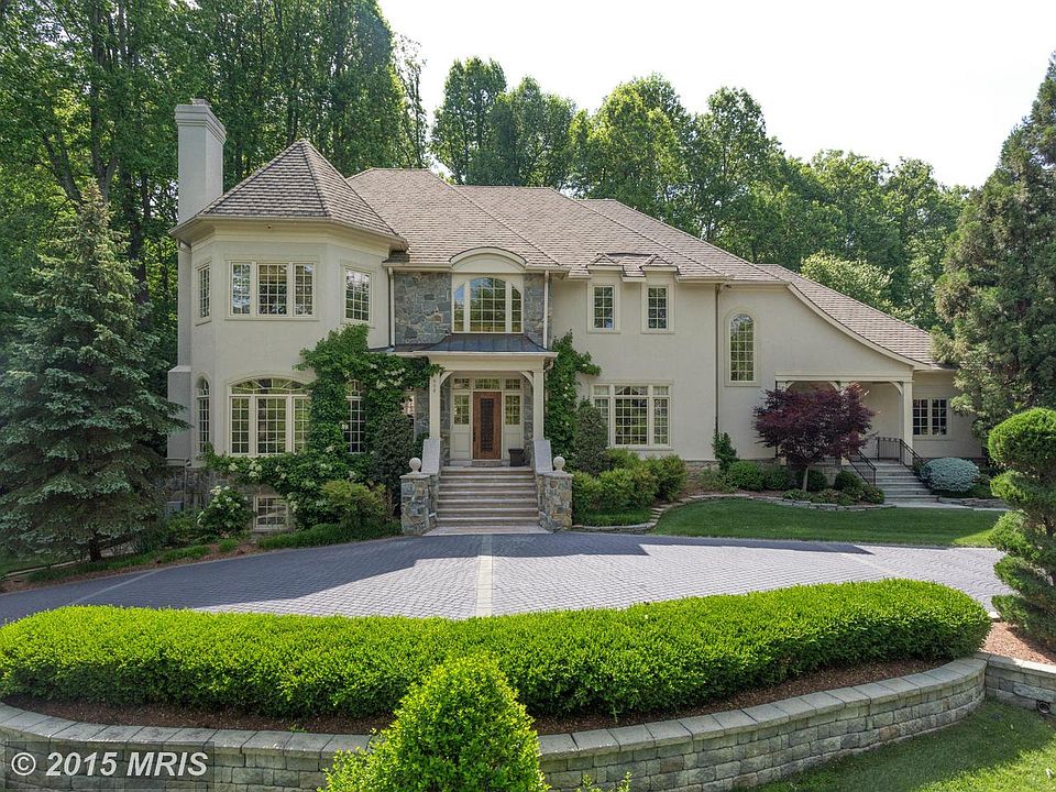 1st image of 908 Whann Ave