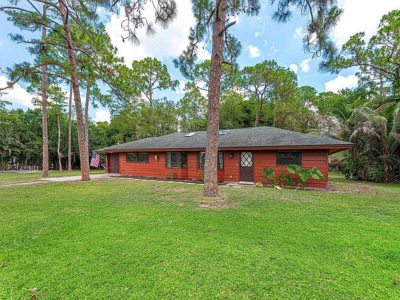 3rd image of 16355 Lancashire Drive E