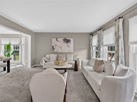 5th image of 2883 Hawkins Ln