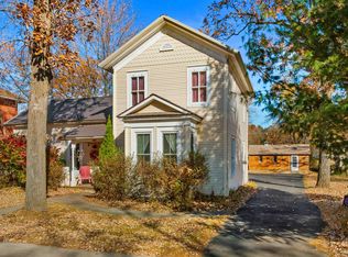 208 E South Lake St, Hancock, WI 54943