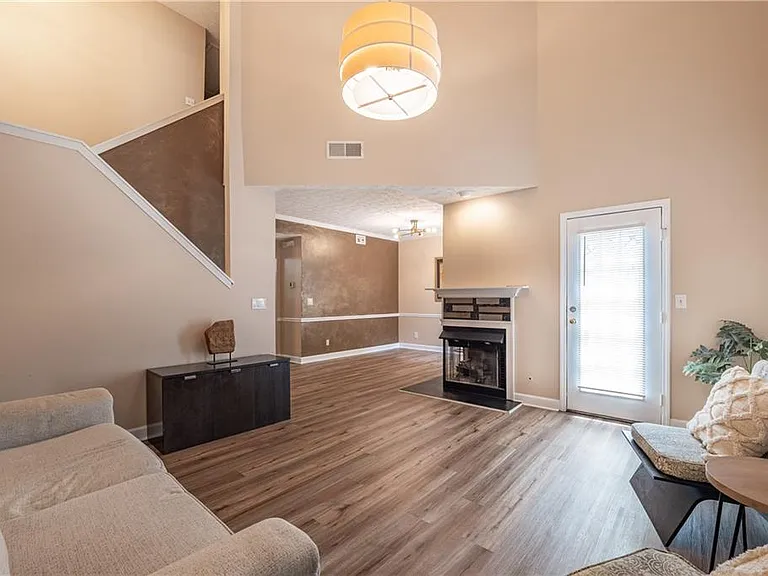 53 Hammock Pl SE — Photo 9