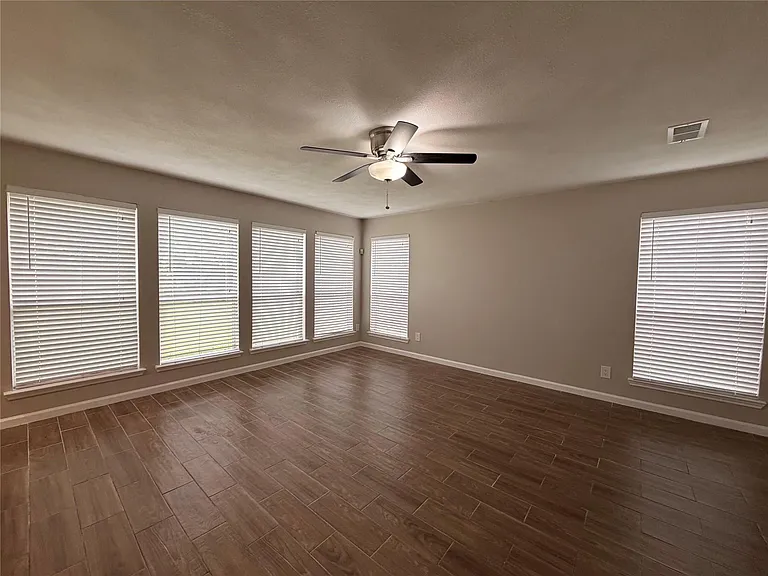 4406 Eaglewood Trail Dr — Photo 16