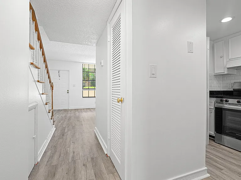 769 SE 1st Way — Photo 12