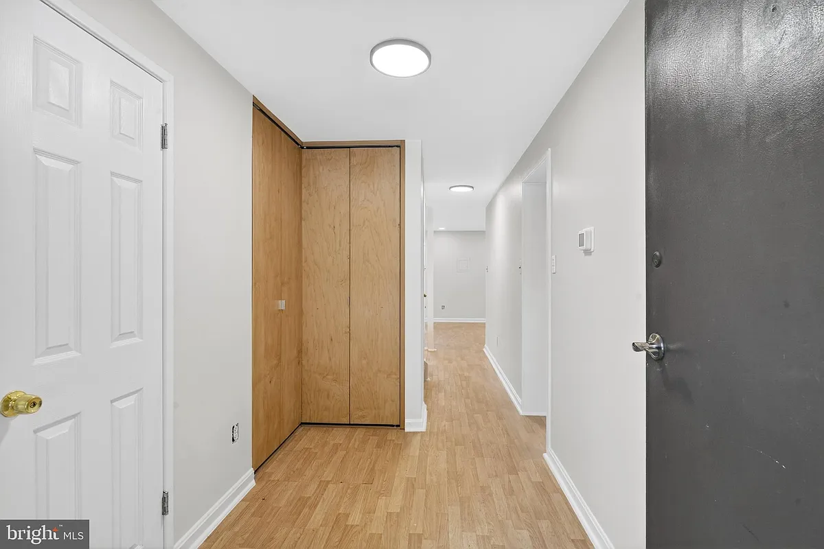 Building Photo - 4454 Elan Ct