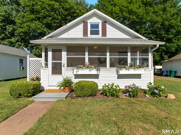 10 Portland Avenue, Old Lyme, CT 06371