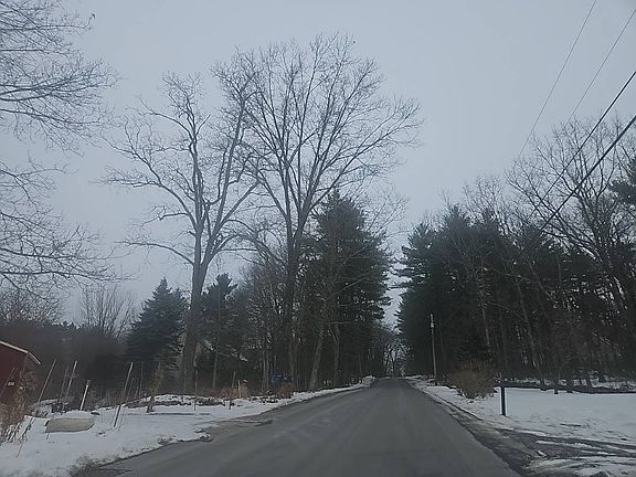 4th image of 49 Berry Rd