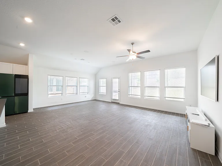 14107 Roller Mls — Photo 10