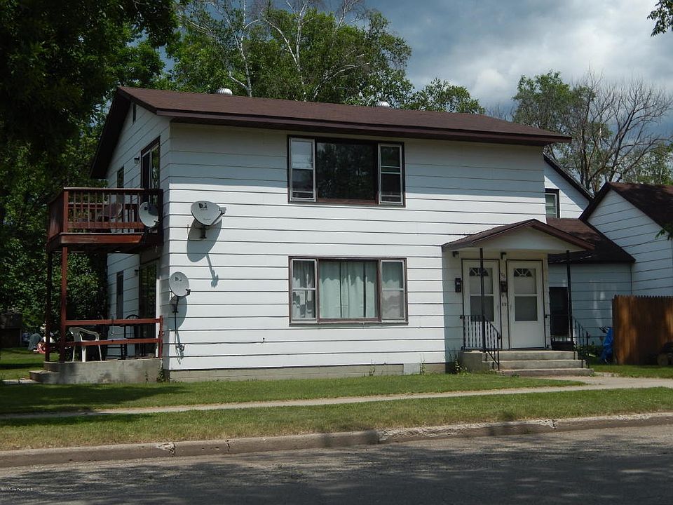 2nd image of 523 1st St SW #1