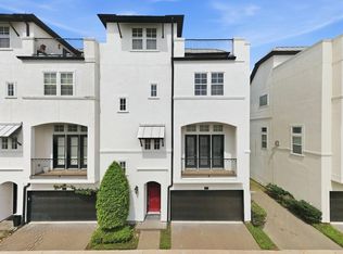 8926 Lakeshore Bend Dr, Houston, TX 77080