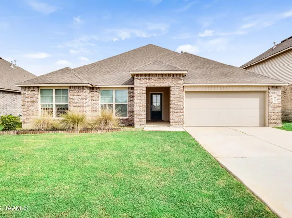 6910 Spring Lake Dr, Maurice, LA 70555