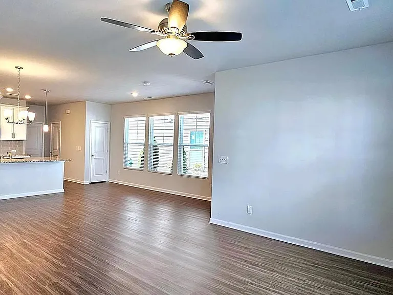 342 Ladybird Ln #A — Photo 10