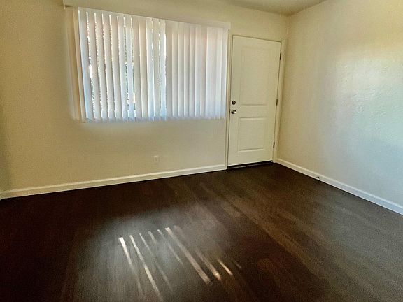 2nd image of 2095 Lincoln Ave #42
