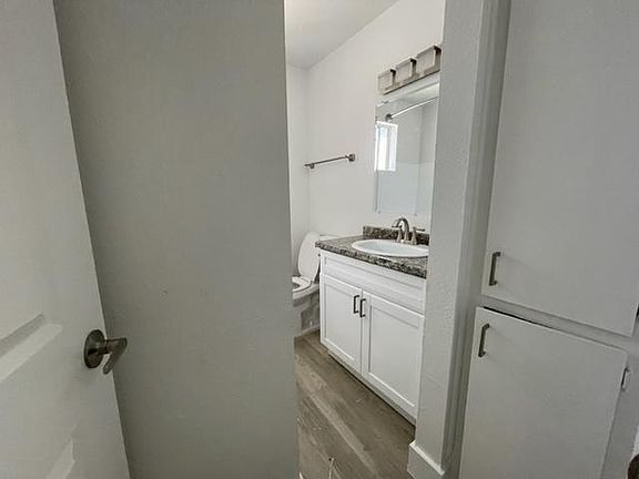 4th image of 1503 W Missouri Ave #199