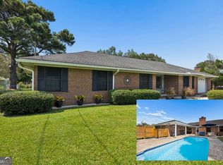 122 N Lake Dr, Brunswick, GA 31525