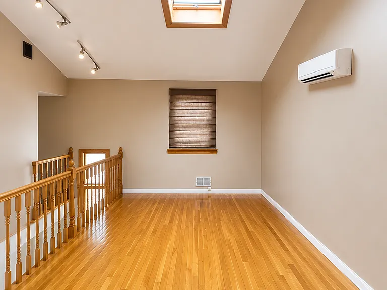 8 Purdue Ct #1 — Photo 11