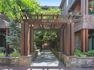 573 2nd St #308, Lake Oswego, OR 97034