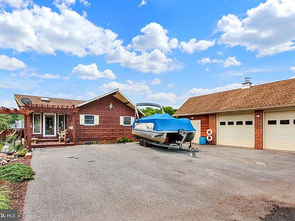 2nd image of 344 Heritage Dr