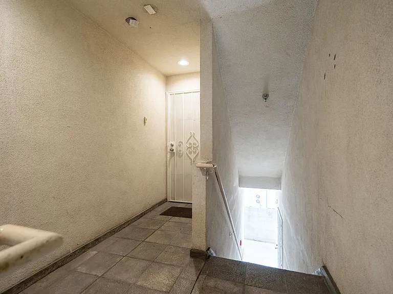 1758 N Alexandria Ave #1758.5 — Photo 6