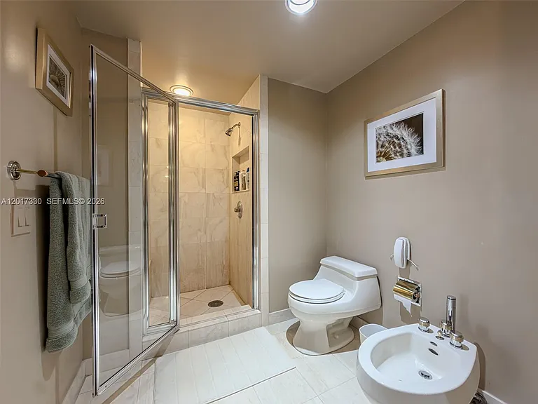 2000 Island Blvd #2503 — Photo 36