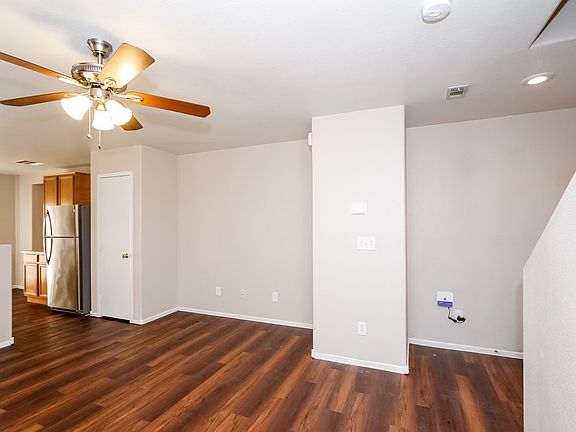 4th image of 107 Temple Bells Ct