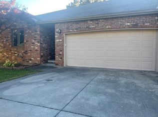 606 Briarbrook Dr, Carl Junction, MO 64834
