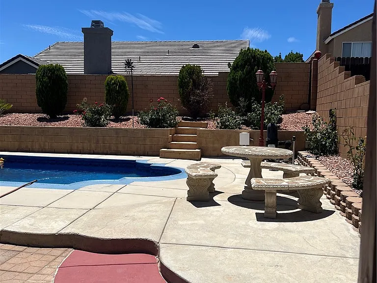 13991 Silver Creek Way — Photo 4
