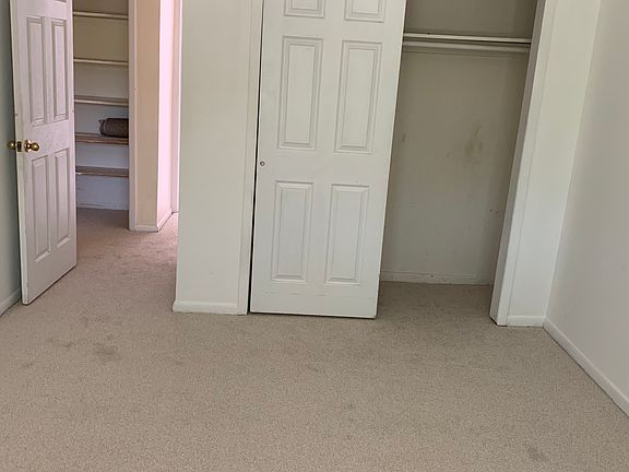 5th image of 860 Robin Rd