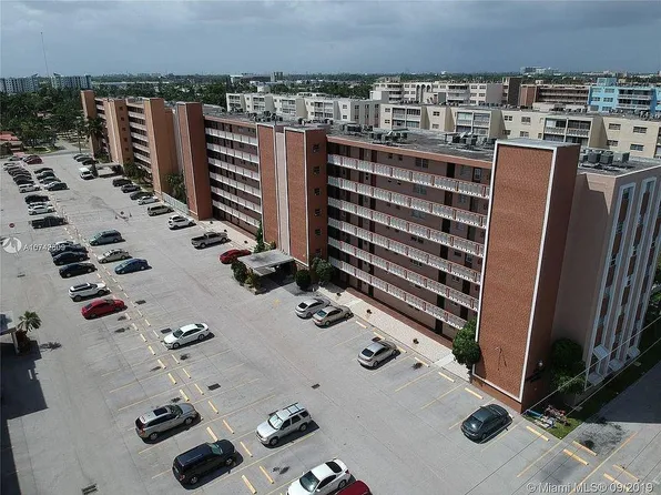 301 NE 14th Ave APT 108, Hallandale Beach, FL 33009