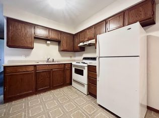 906 State St #203, River Falls, WI 54022