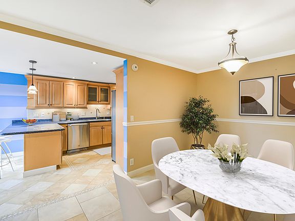 4th image of 102 Woodland Road