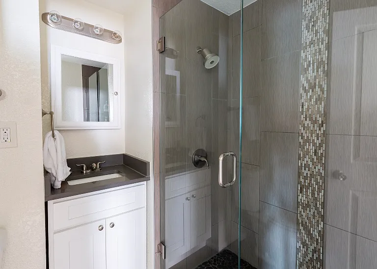 2622 S Lincoln St — Photo 10