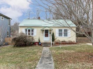 78 Garden Cir, Asheville, NC 28806