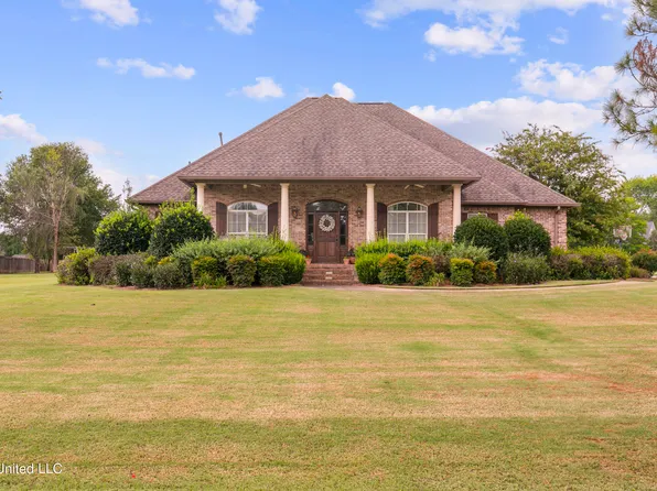 104 Sagefield Sq, Canton, MS 39046
