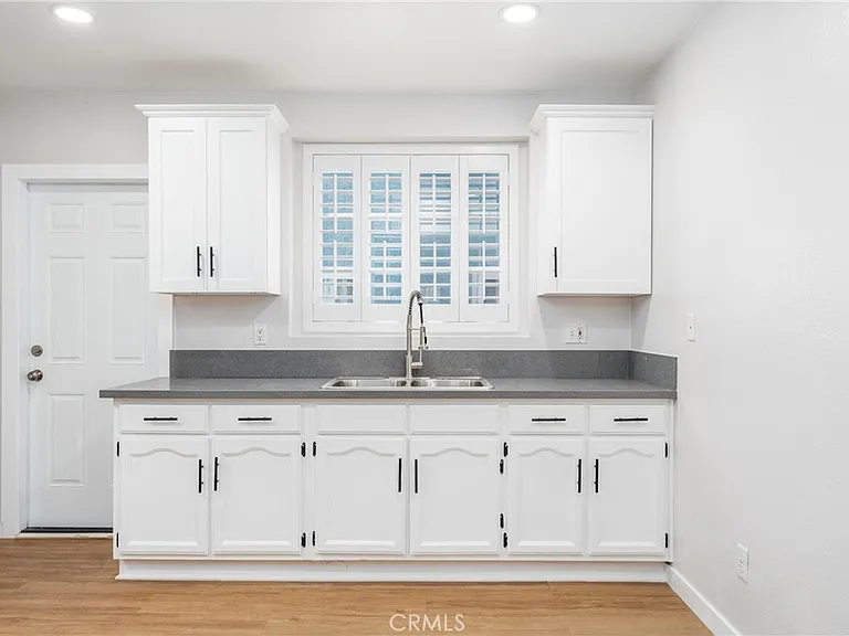 6226 Magnolia Ave — Photo 5