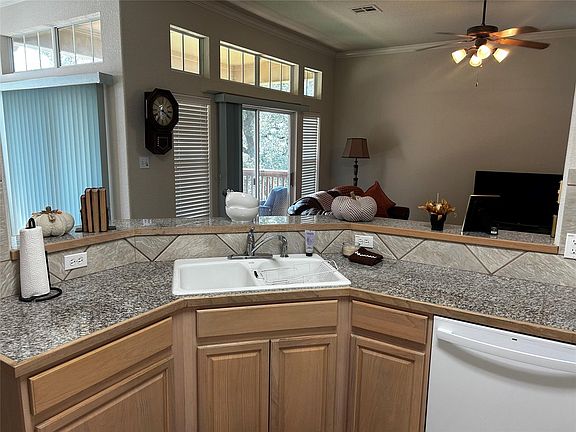5th image of 20945 Waterside Dr #23
