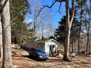 3208 Bear Swamp Rd, East Stroudsburg, PA 18302