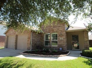 510 Pear Dr, Fate, TX 75087