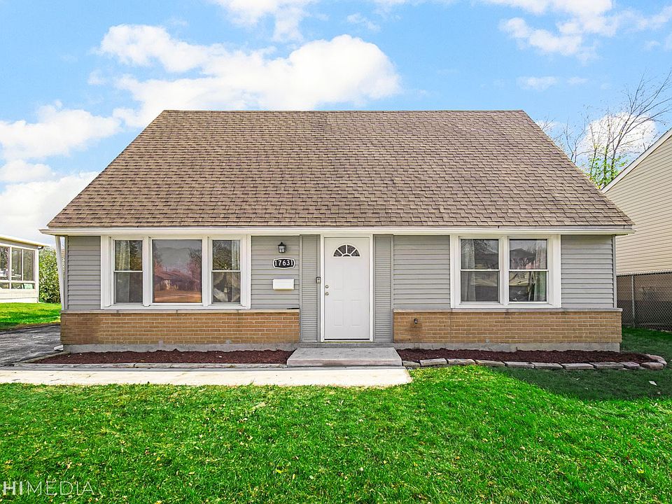 1st image of 17631 Country Club Ln