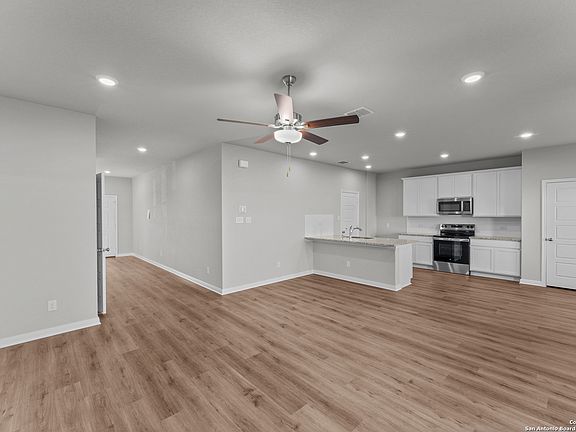 4th image of 4287 Winston Way