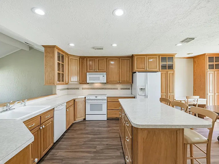23227 Briarcreek Blvd — Photo 39