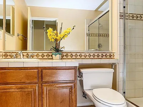 11217 Ravenna Ln — Photo 5