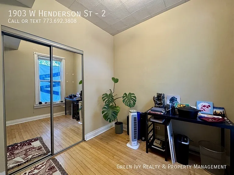 1903 W Henderson St #2 — Photo 15
