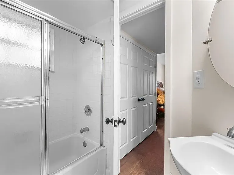19505 Quesada Ave — Photo 20
