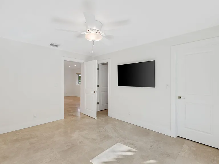 1386 S Atlantic Dr — Photo 56