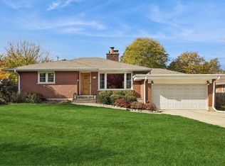 31 E Washington Blvd, Lombard, IL 60148