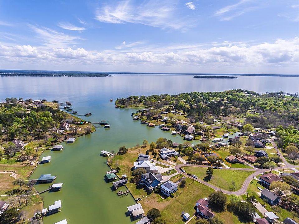 1st image of 260 Harbor View Dr