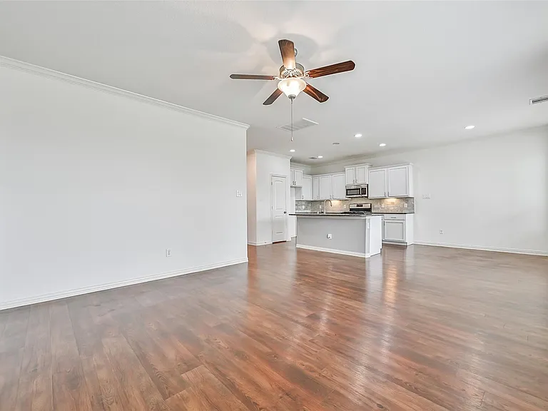 4511 Apple Point Ln — Photo 18