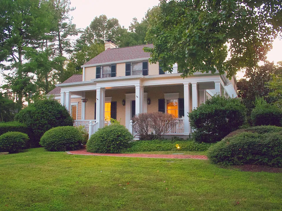 616 Walker Rd