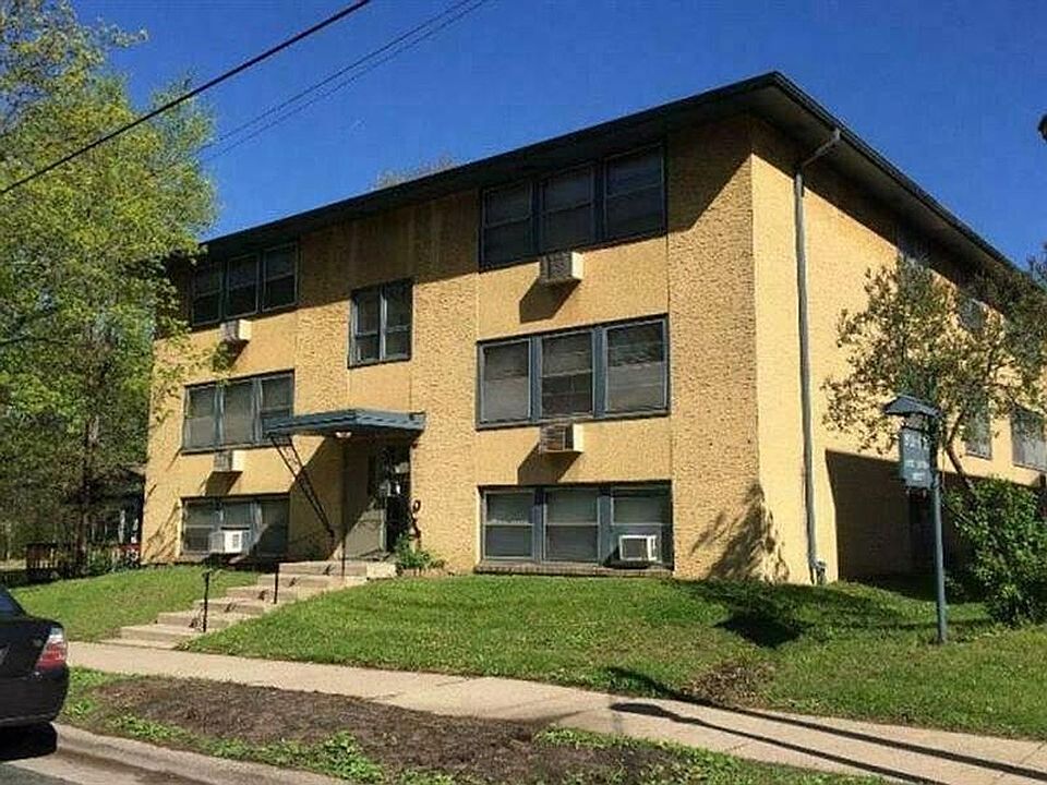 2nd image of 1433 7th St E APT 203