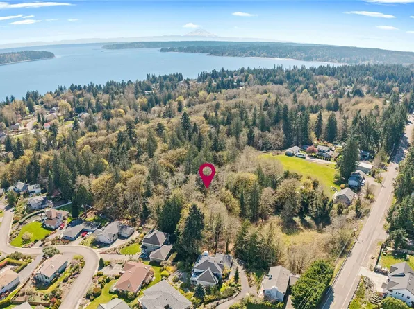 1745 Alaska Avenue E, Port Orchard, WA 98366